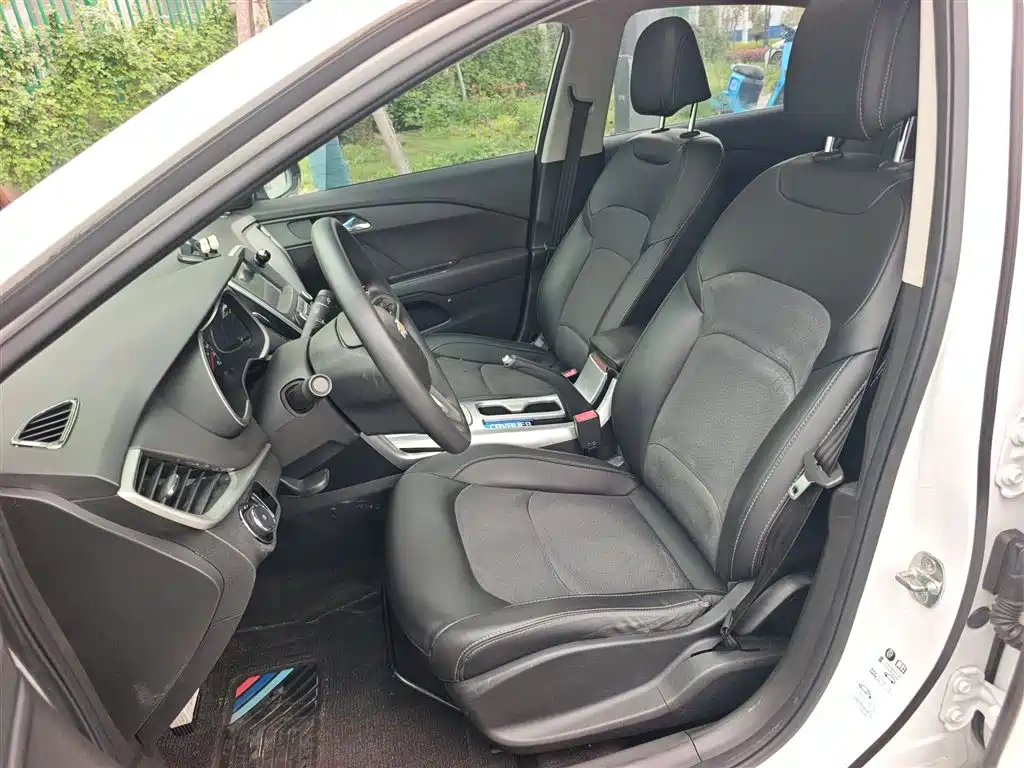 Chevrolet Cavalier 2016 1.5L Automatic Delight Edition фото 15
