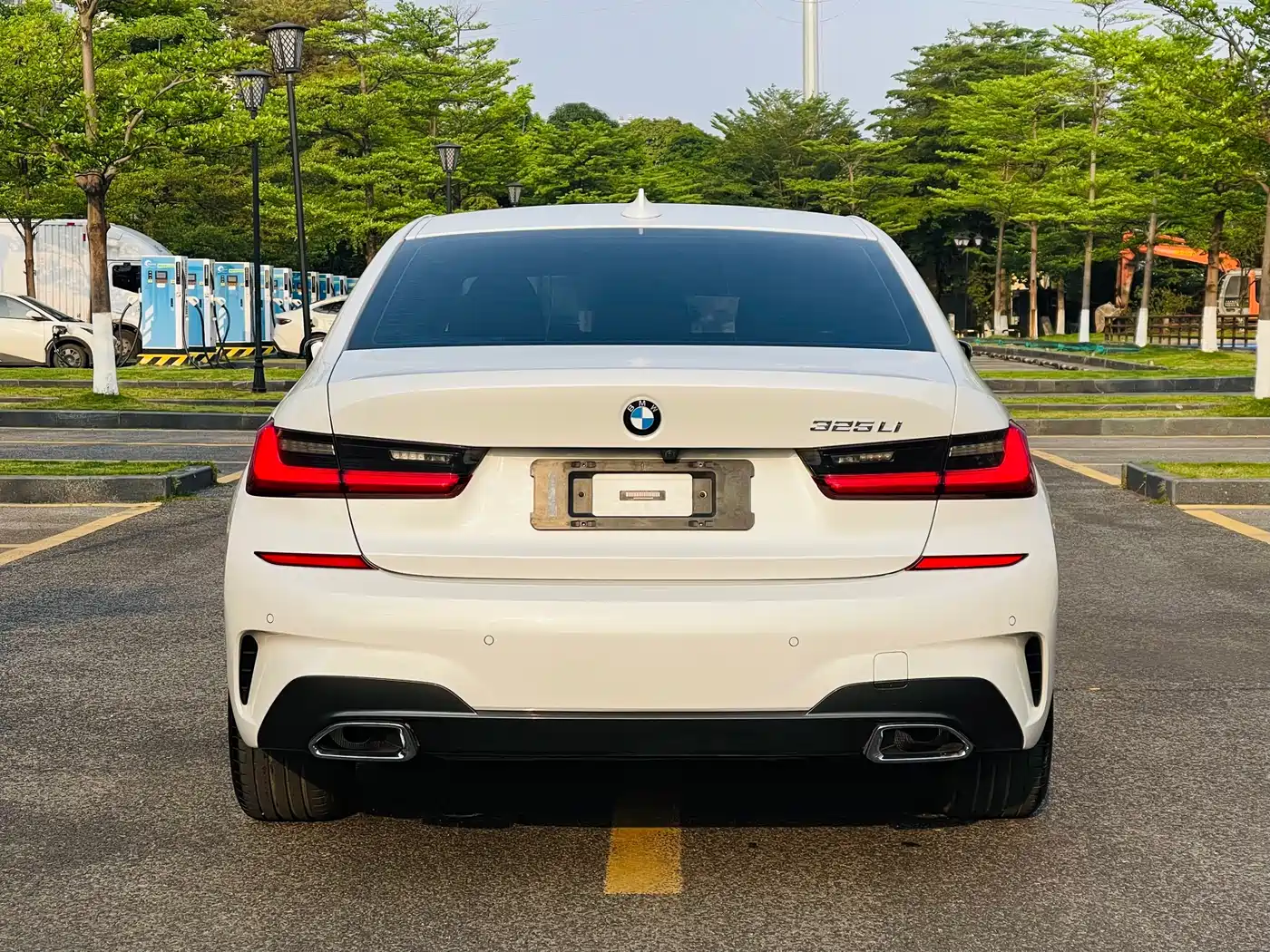 BMW 3 Series 2020 325Li M Sport Package фото 5