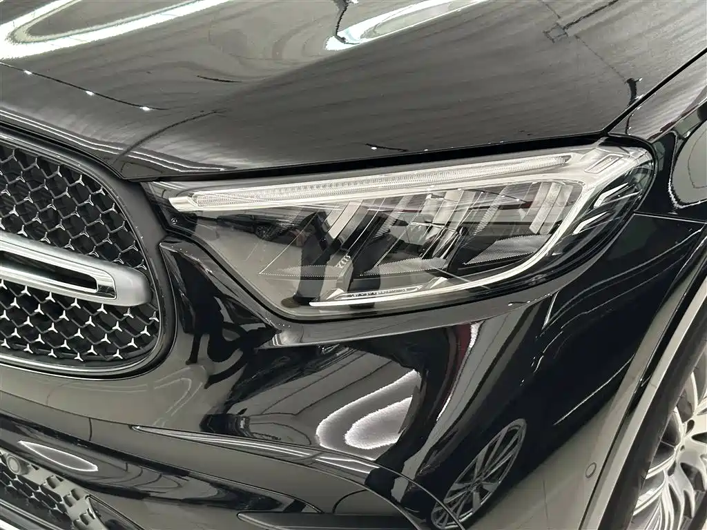 Mercedes-Benz GLC 2025 GLC 300 L 4MATIC Dynamic 7-seater фото 4