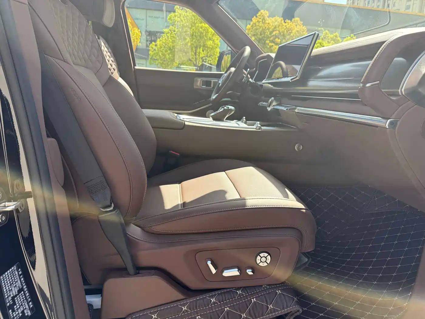 TANK TANK 700 NEW ENERGY