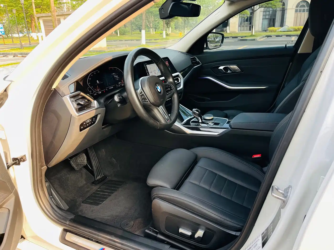 BMW 3 Series 2020 325Li M Sport Package фото 8