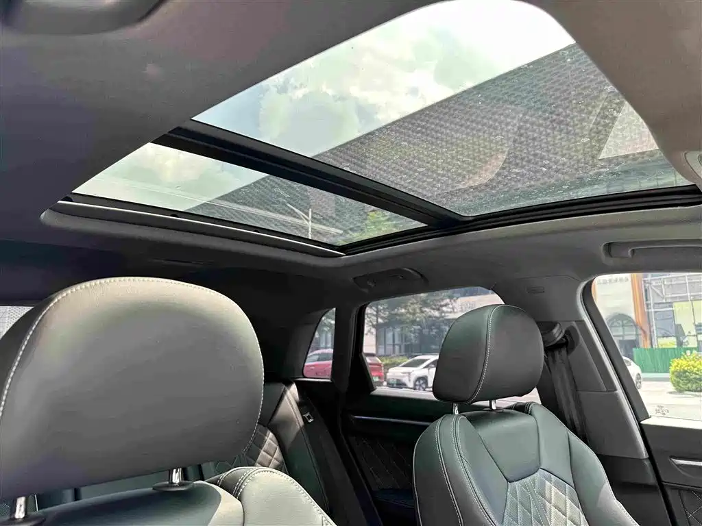 Photo 20 - Audi Q3