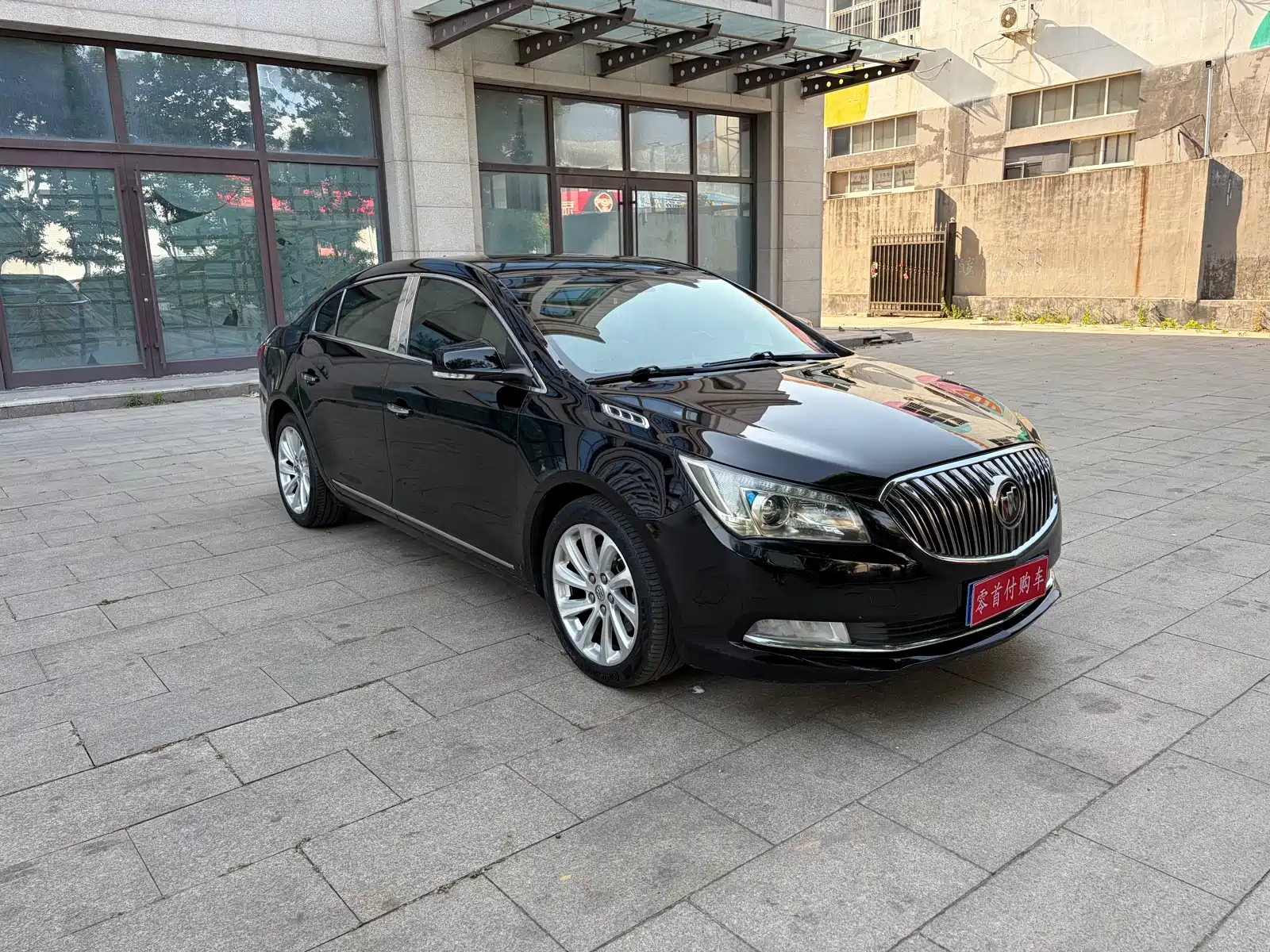 صورة 3 - Buick LaCrosse