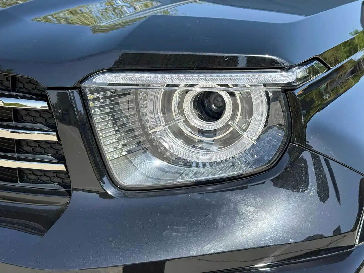 TANK TANK 700 NEW ENERGY