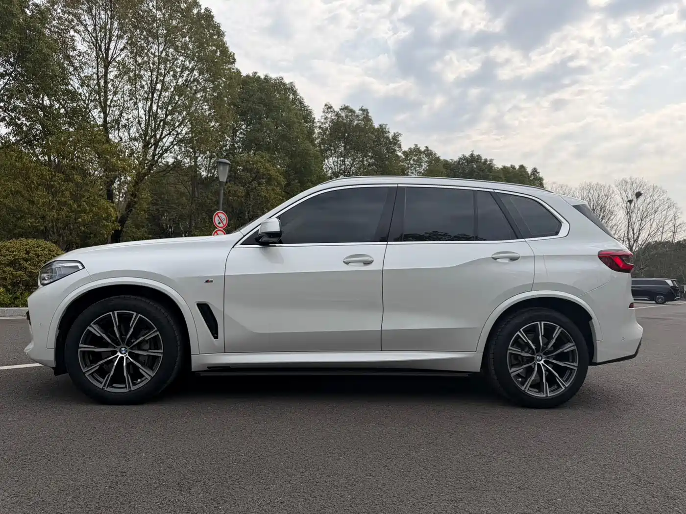 BMW X5 (Import) 2020 xDrive40i M Sport Package фото 7
