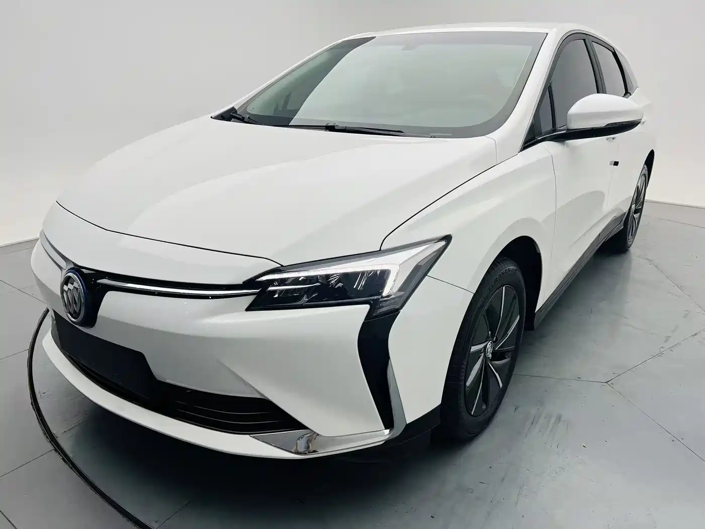 BUICK SLIGHTLY BLUE 6