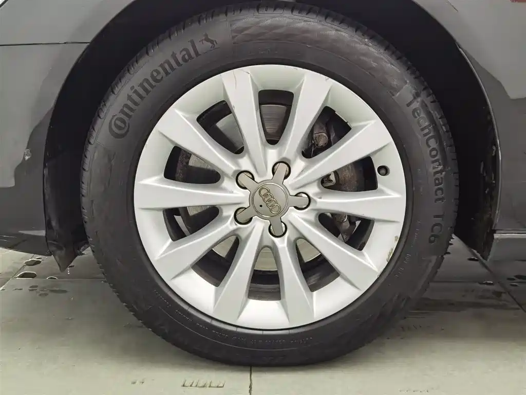 Audi A6L 2012 TFSI Standard фото 17