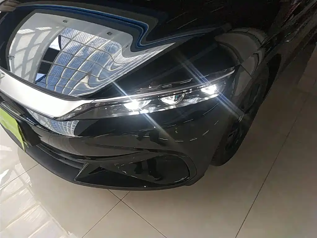 BYD Han 2025 DM-i Smart Drive Edition 125KM Elite фото 18