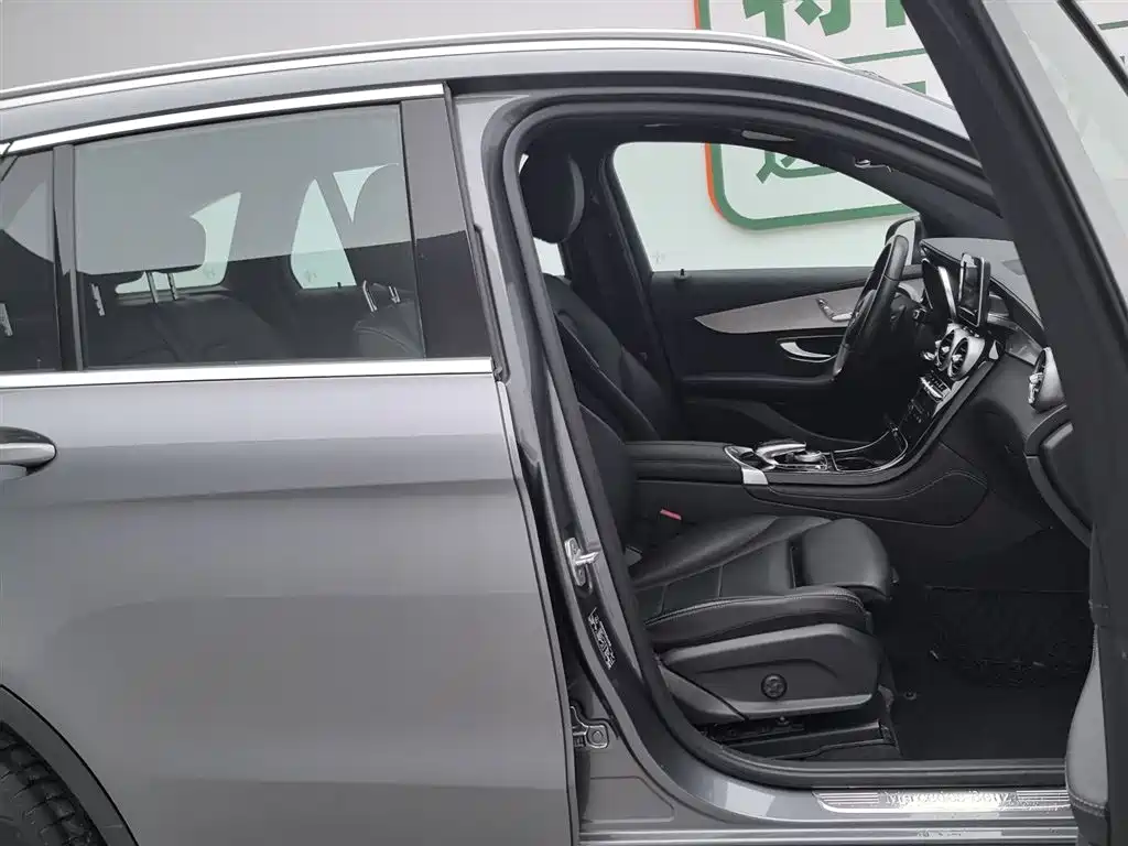 Mercedes-Benz GLC 2016 GLC 200 4MATIC фото 23