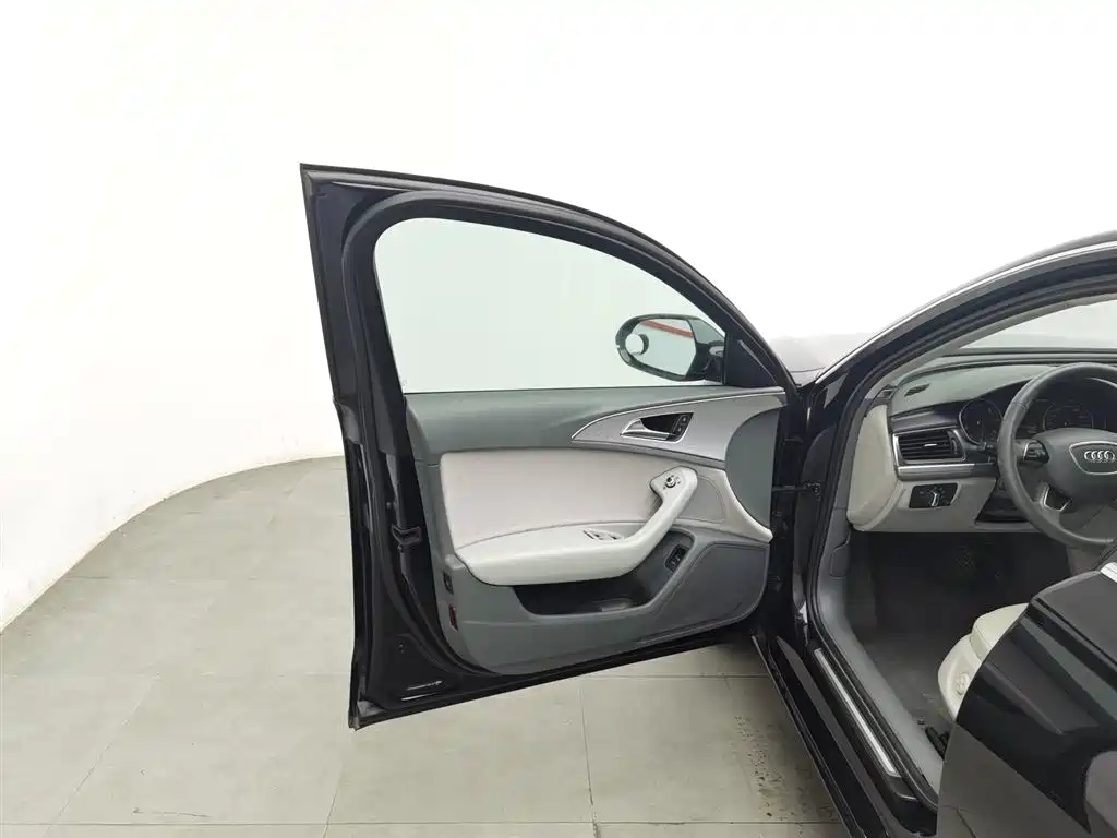 Audi A6L 2012 TFSI Standard фото 8