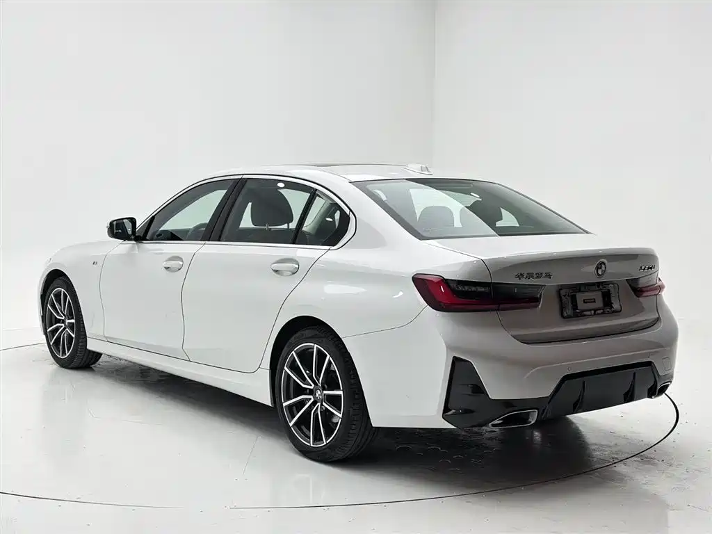 BMW 3 Series 2023 320Li M Sport Package фото 4