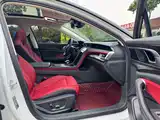 Фото 9 - Hongqi H6
