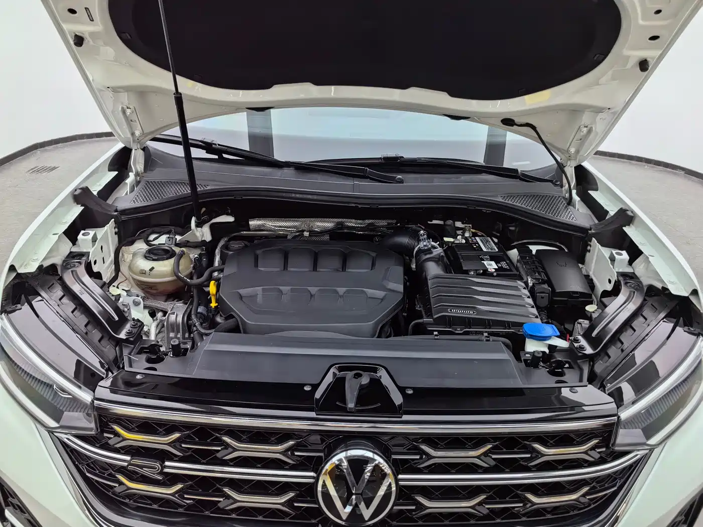 Volkswagen Tayron X 2023 330TSI 2WD Premium High-Performance Edition фото 7