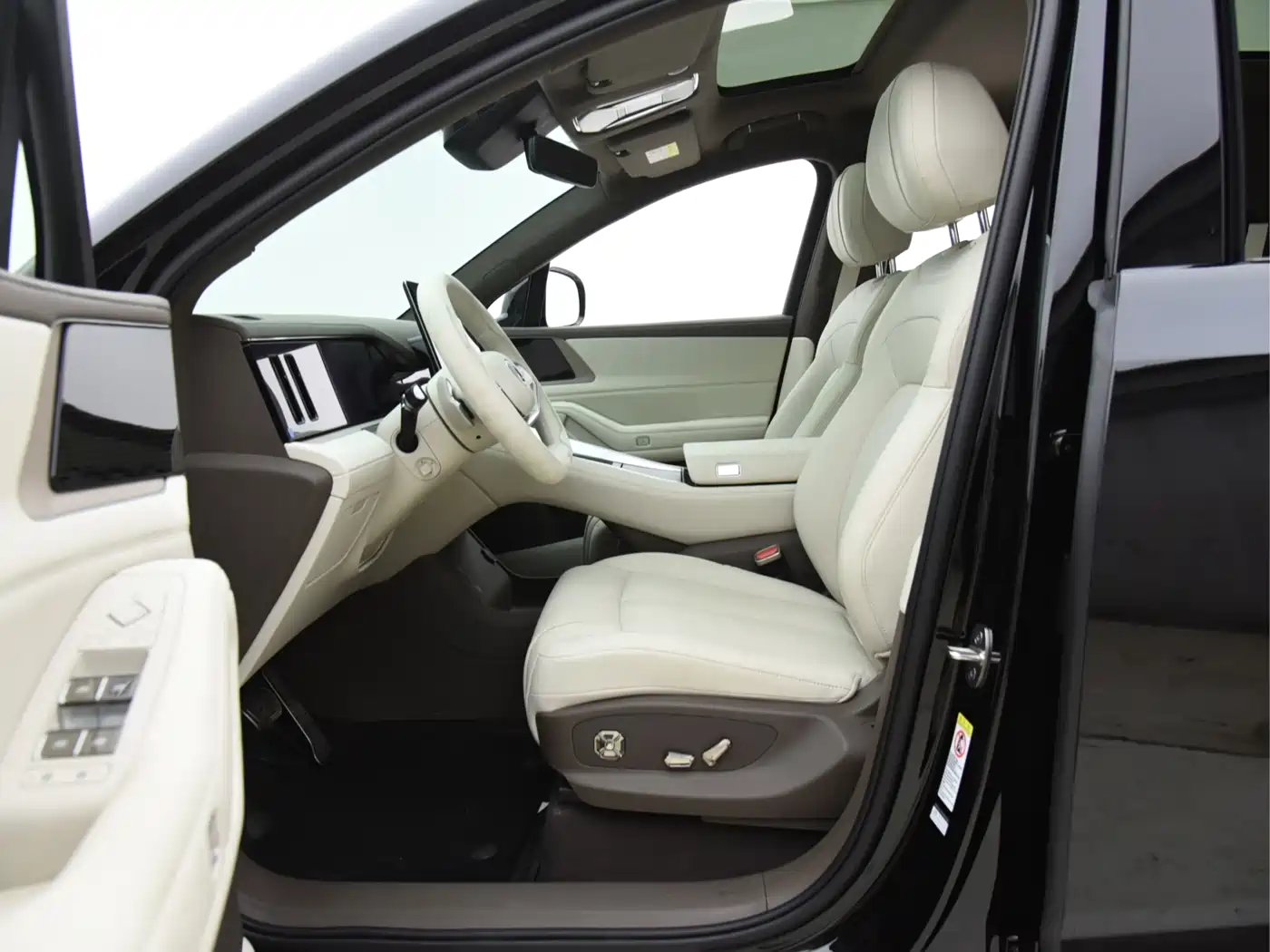 Denza N8L 2026 Model Prestige Edition фото 53