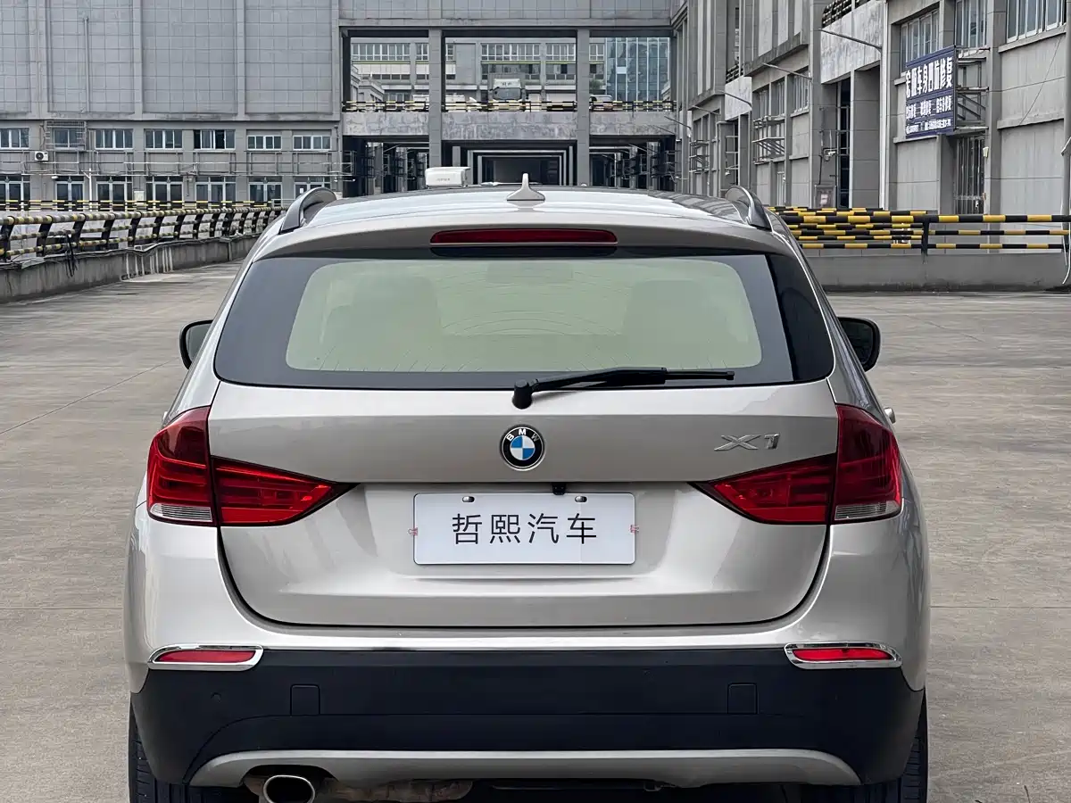 BMW X1 (Import) 2011 2010 sDrive18i Luxury Model
