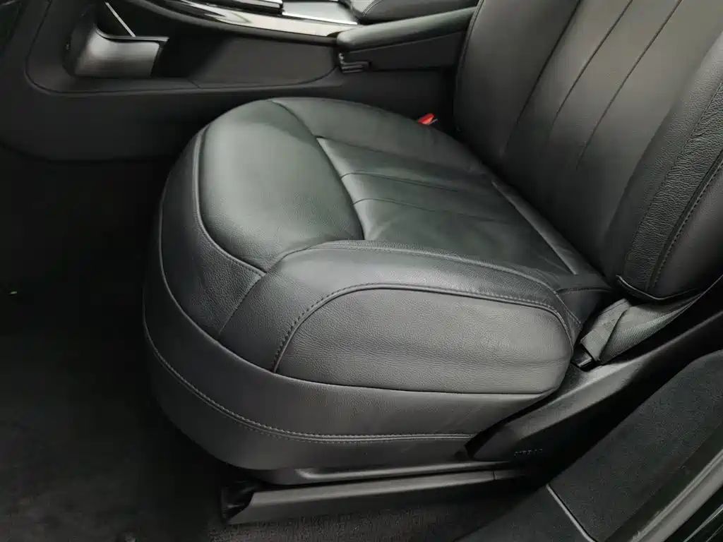 Land Rover Range Rover Sport 2023 360PS S фото 20