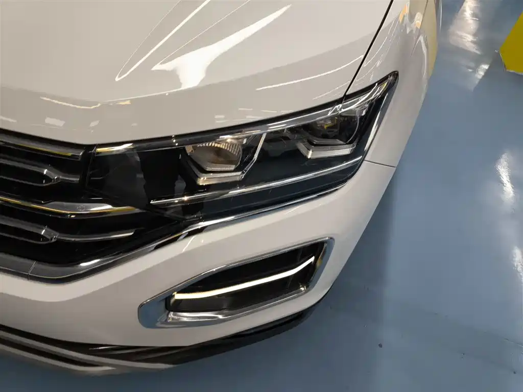 Volkswagen Tayron 2019 330TSI 2WD Luxury China VI фото 18