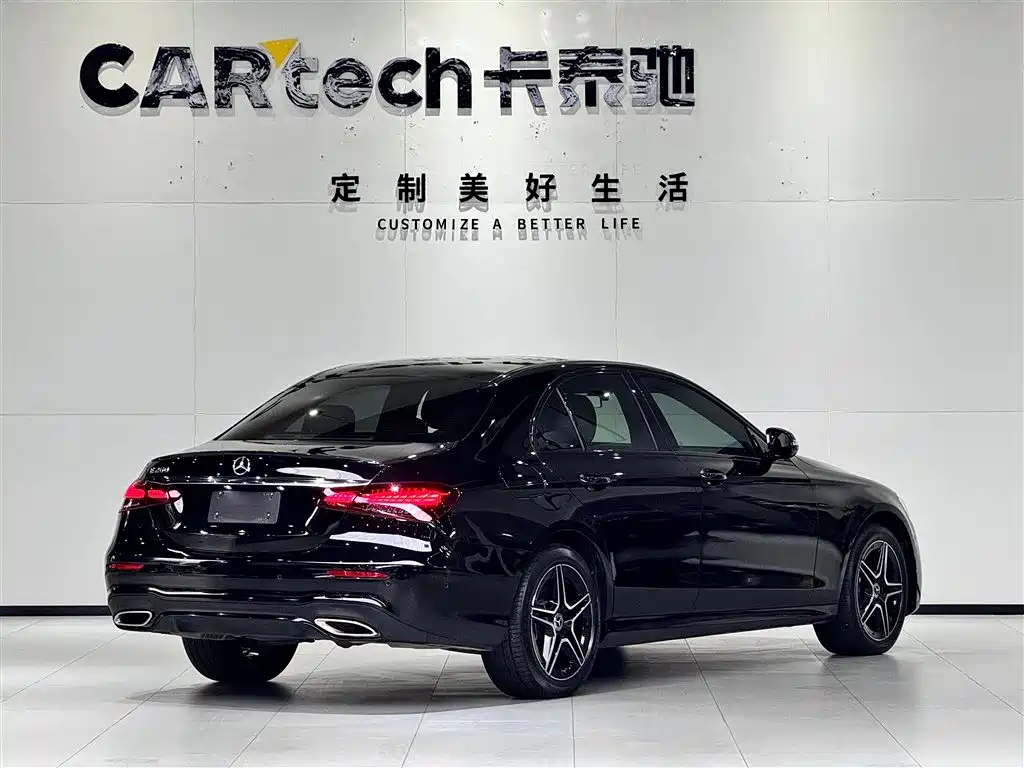 MERCEDES-BENZ E CLASS