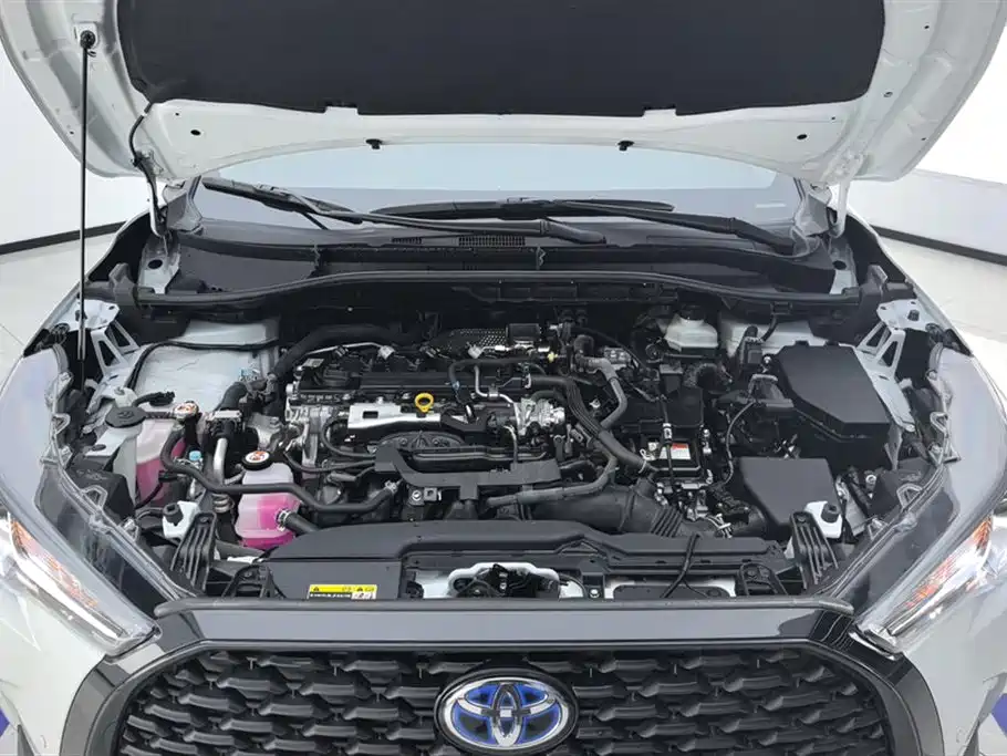 Toyota Corolla Cross 2023 Hybrid 2.0L Pioneer Edition фото 10
