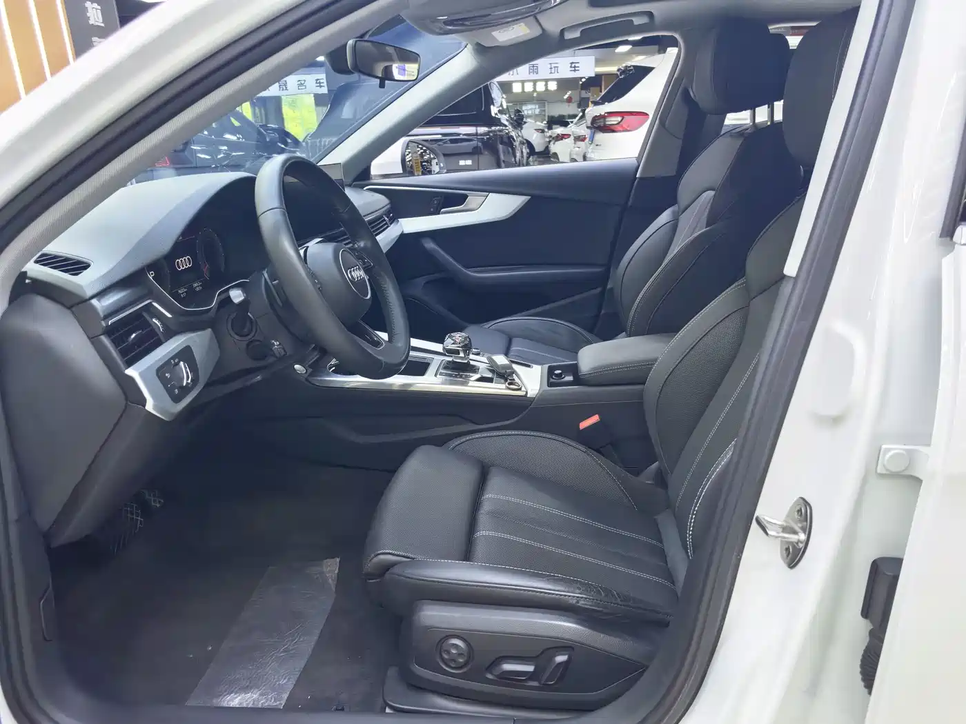 Audi A4L 2020 40 TFSI Fashion Elegance фото 7