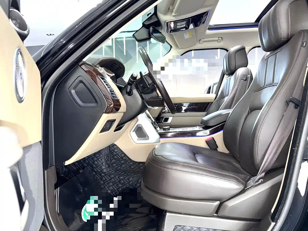 Land Rover Range Rover 2020 3.0 L6 Heritage Edition фото 4