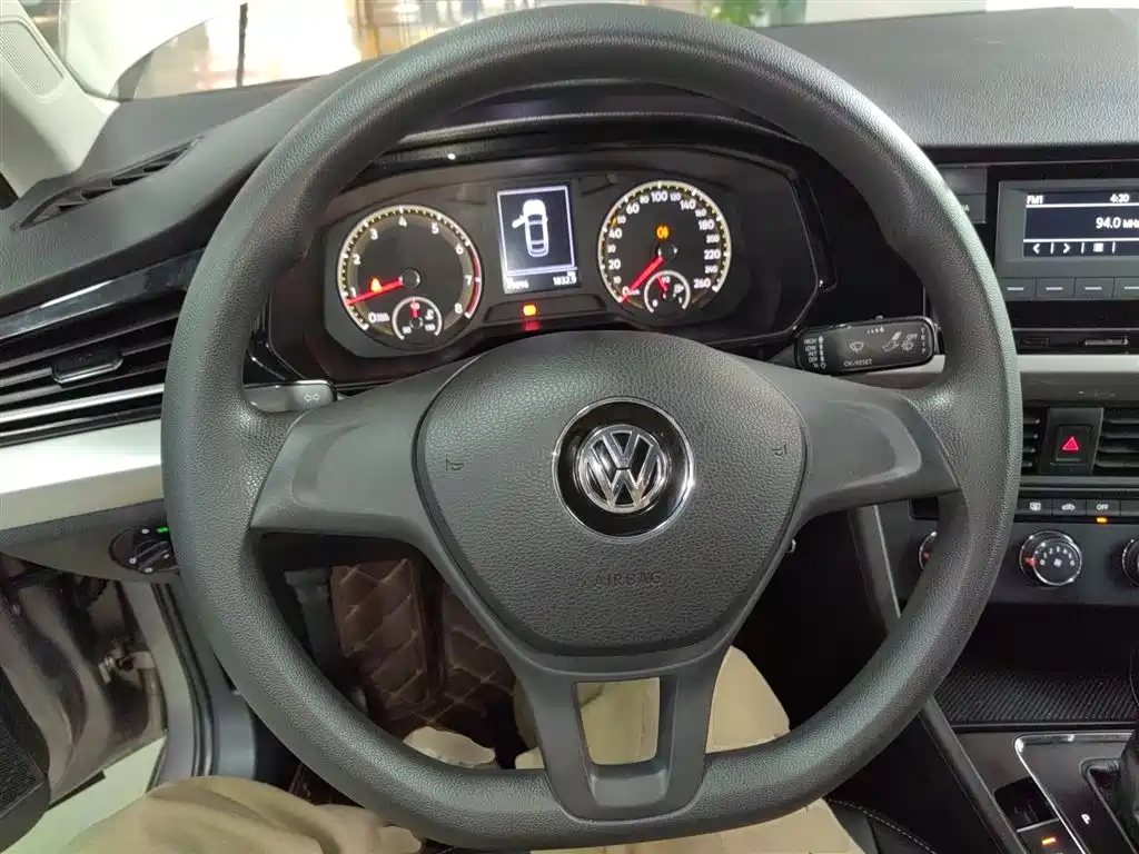 Volkswagen Bora 2019 Facelift 1.5L Automatic Fashion China VI фото 11