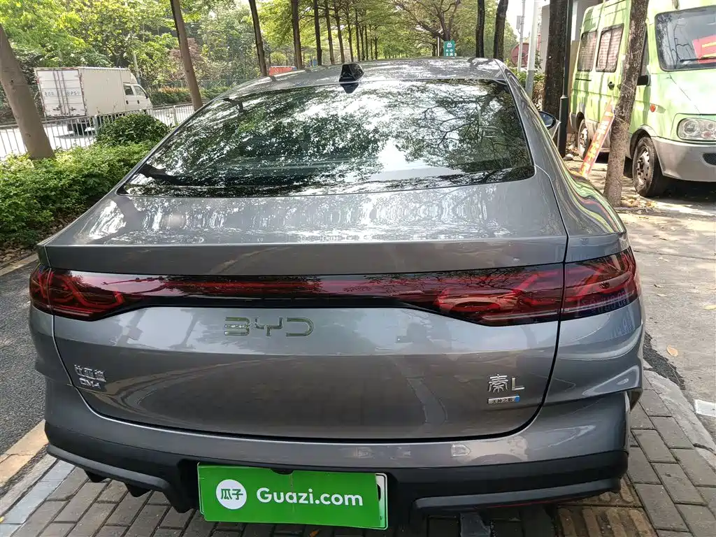 BYD Qin L 2025 DM-i Smart Drive Edition 120KM Leading фото 4