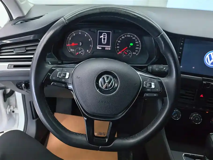 Volkswagen Bora 2020 1.5L Automatic Comfort фото 15