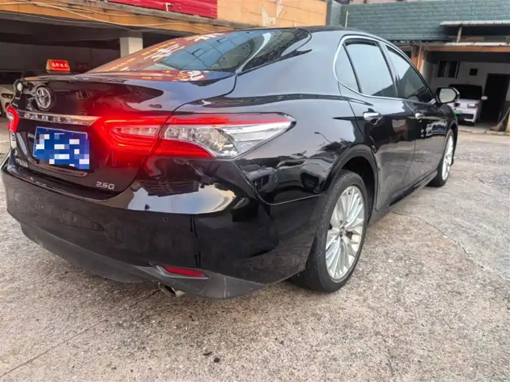 Toyota Camry 2019 2.5G Luxury Edition China VI фото 3