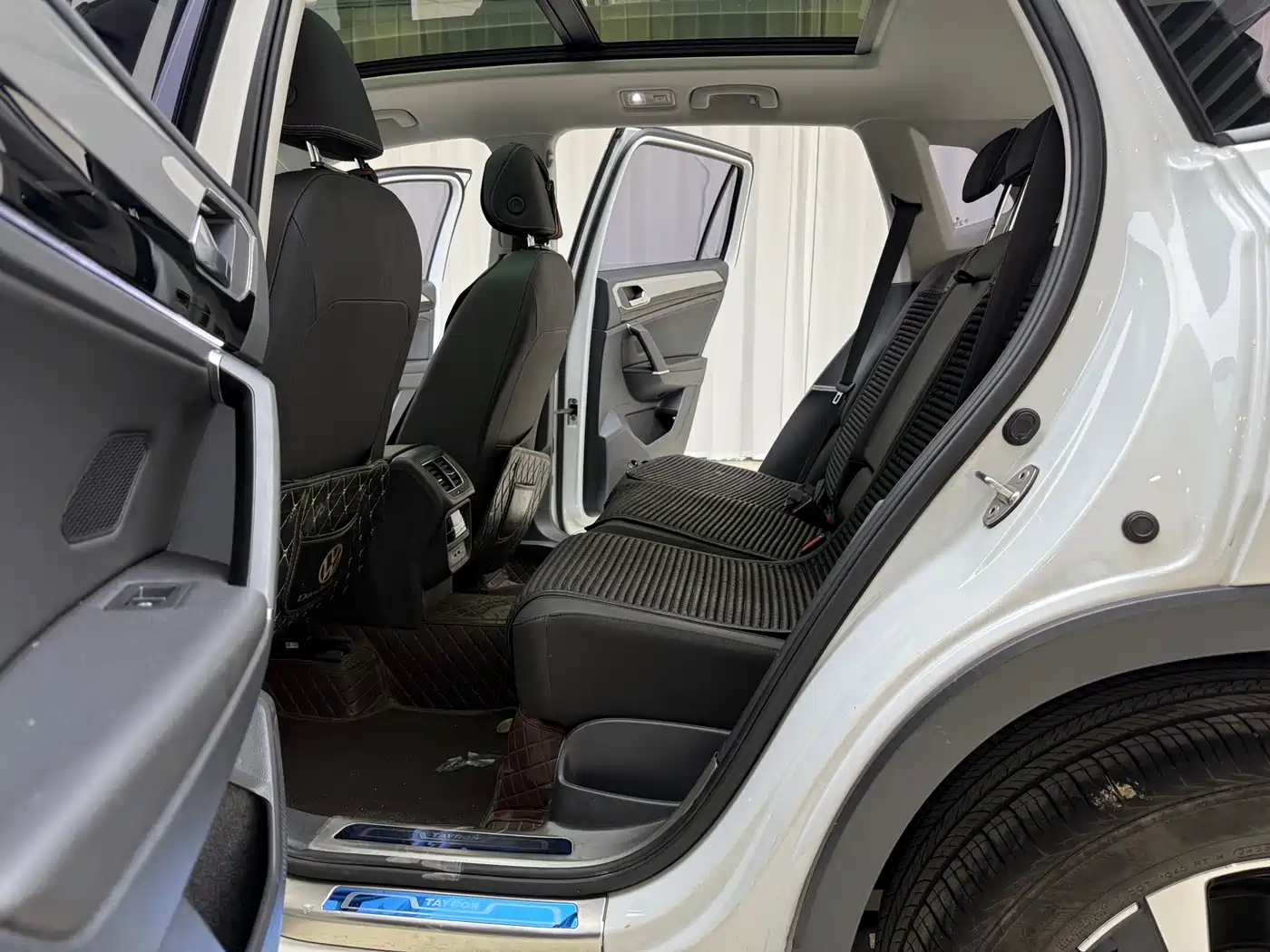 Volkswagen Tayron 2022 280TSI 2WD Luxury Smart Connect Edition фото 10