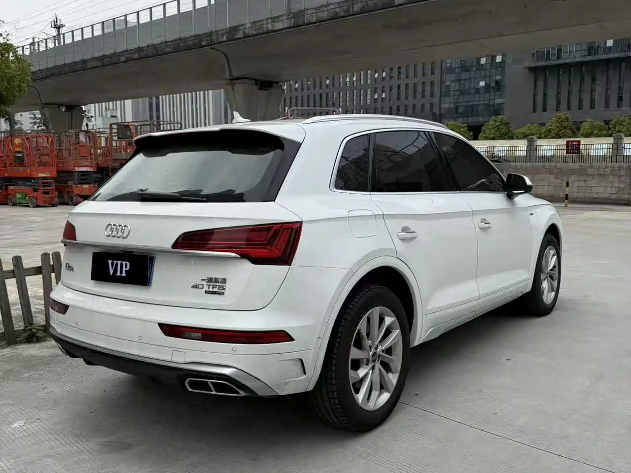 Audi Q5L 2022 40T Fashion Dynamic фото 9