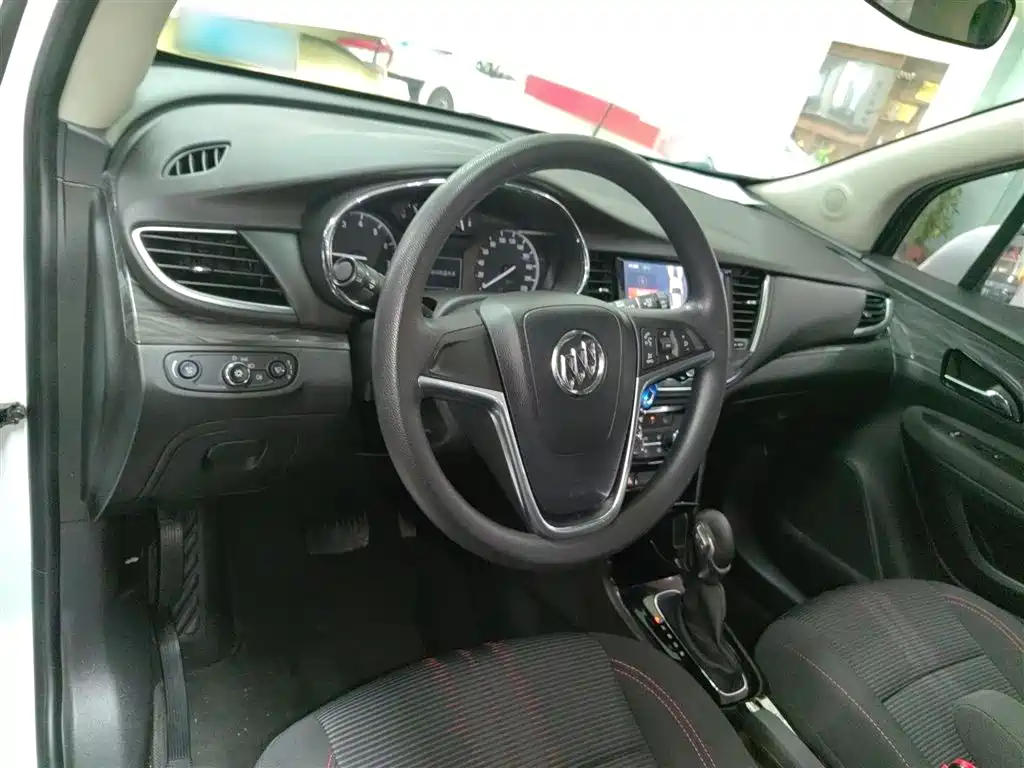 Buick Encore 2017 18T Automatic 2WD Urban Leading фото 6
