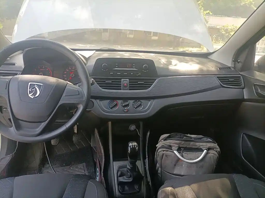 Baojun 310 2019 2016 1.2L Manual Value Edition