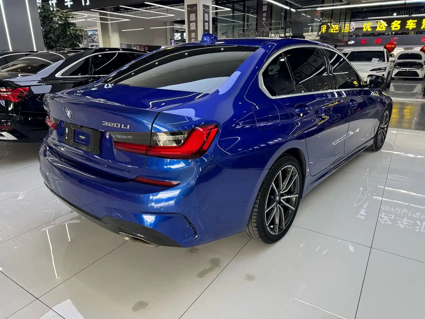 BMW 3 Series 2020 320Li M Sport Package фото 22