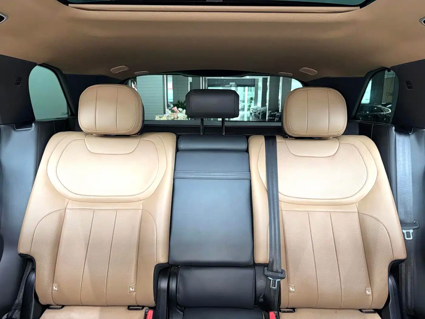 Land Rover Range Rover Sport 2023 400PS Dynamic SE фото 3
