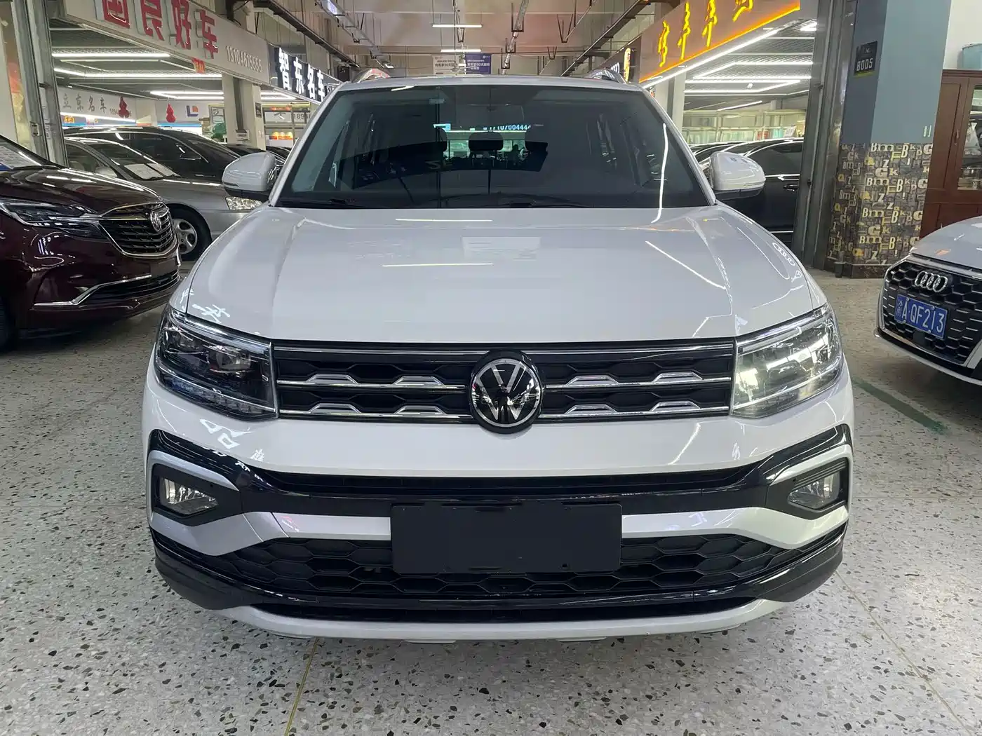 Volkswagen T-Cross 2022 280TSI DSG Comfort Edition фото 2