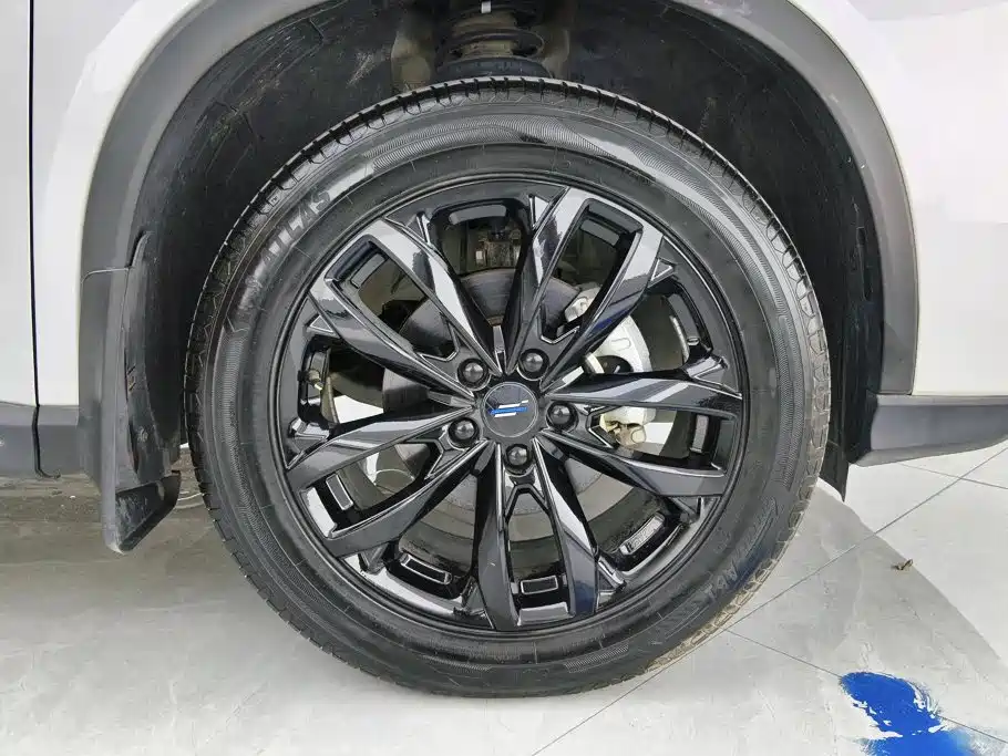 Changan Oshan X5 PLUS 2023 2023 Model Facelift 1.5T DCT Excellence