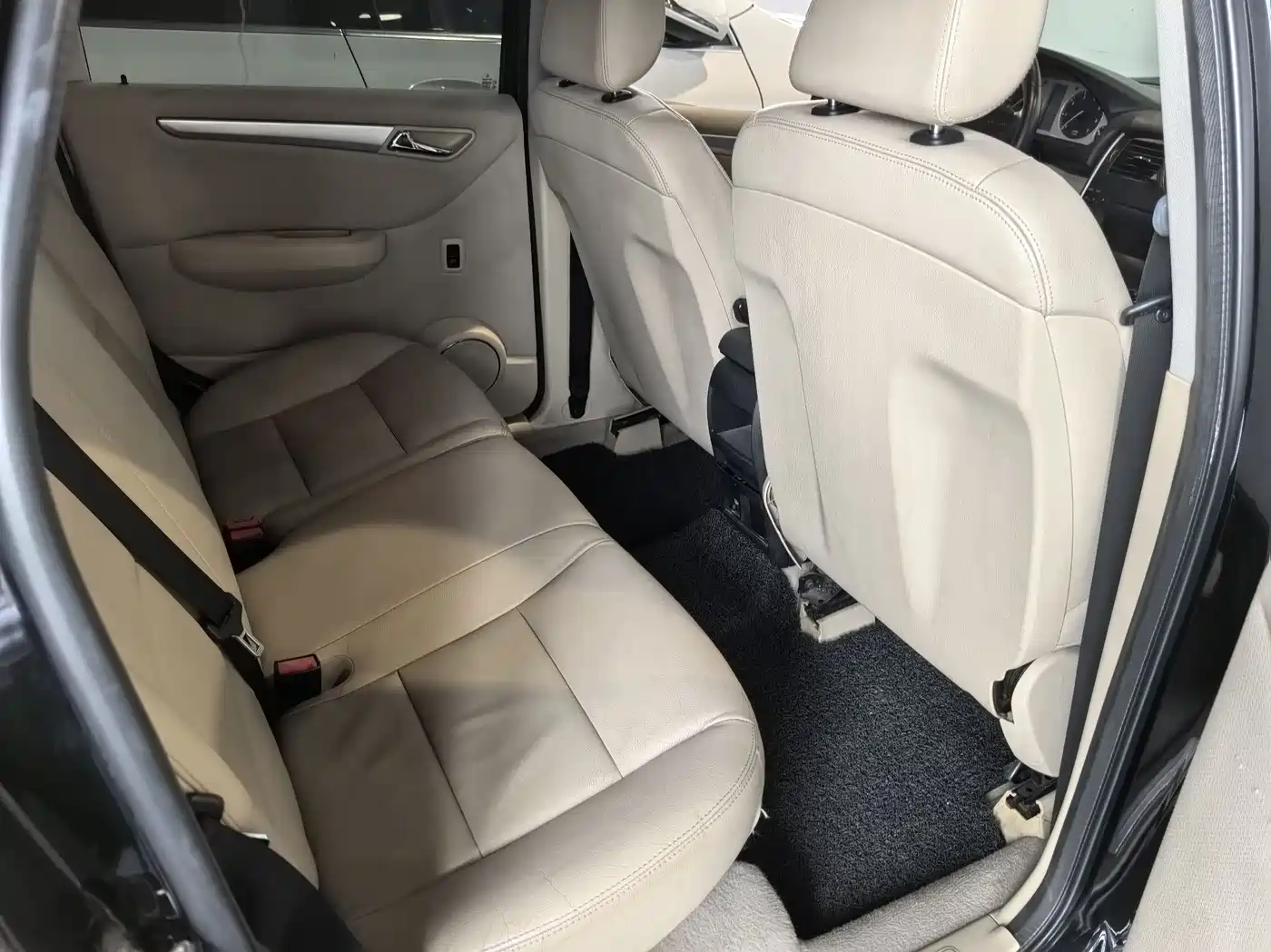 Mercedes-Benz B-Class 2009 B 200 Fashion фото 9