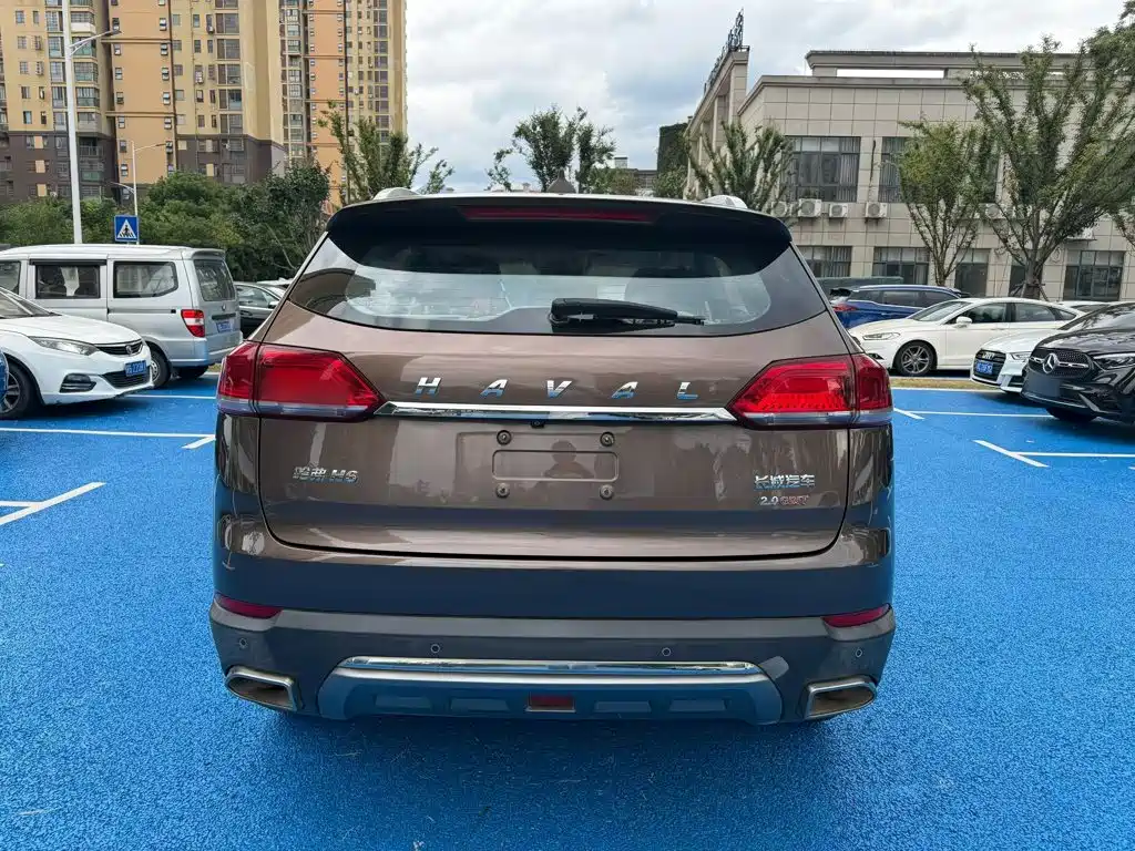 Photo 6 - Haval H6