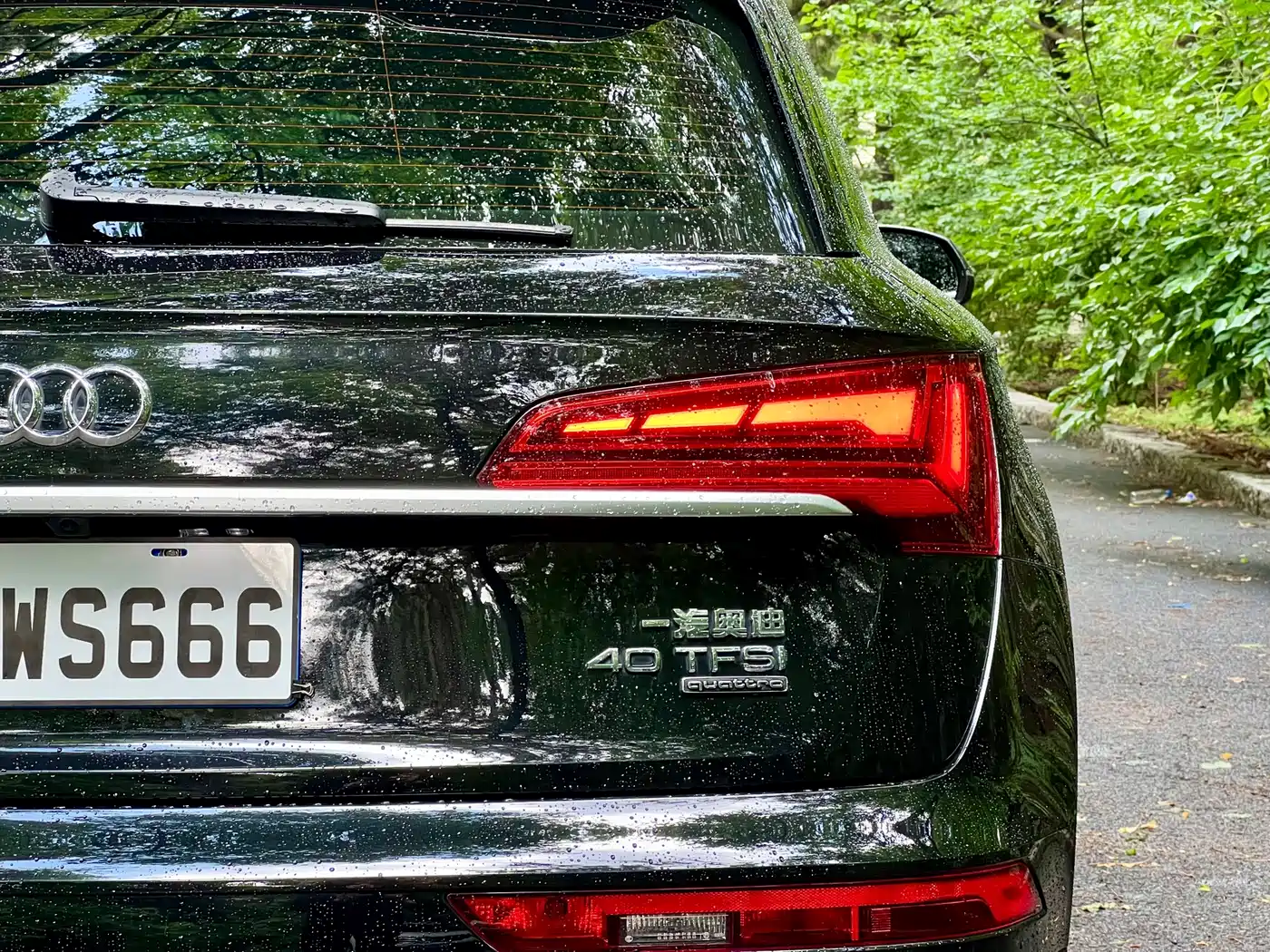 Фото 11 - Audi Q5L
