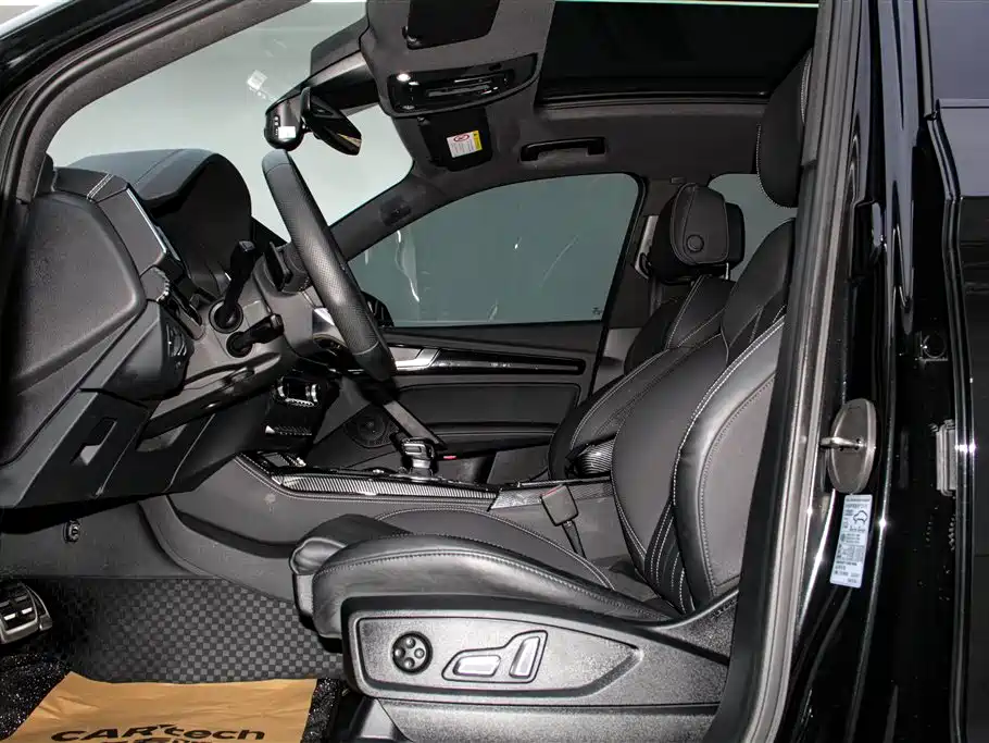 Audi Q5L 2024 Model 45 TFSI Luxury Dynamic фото 22