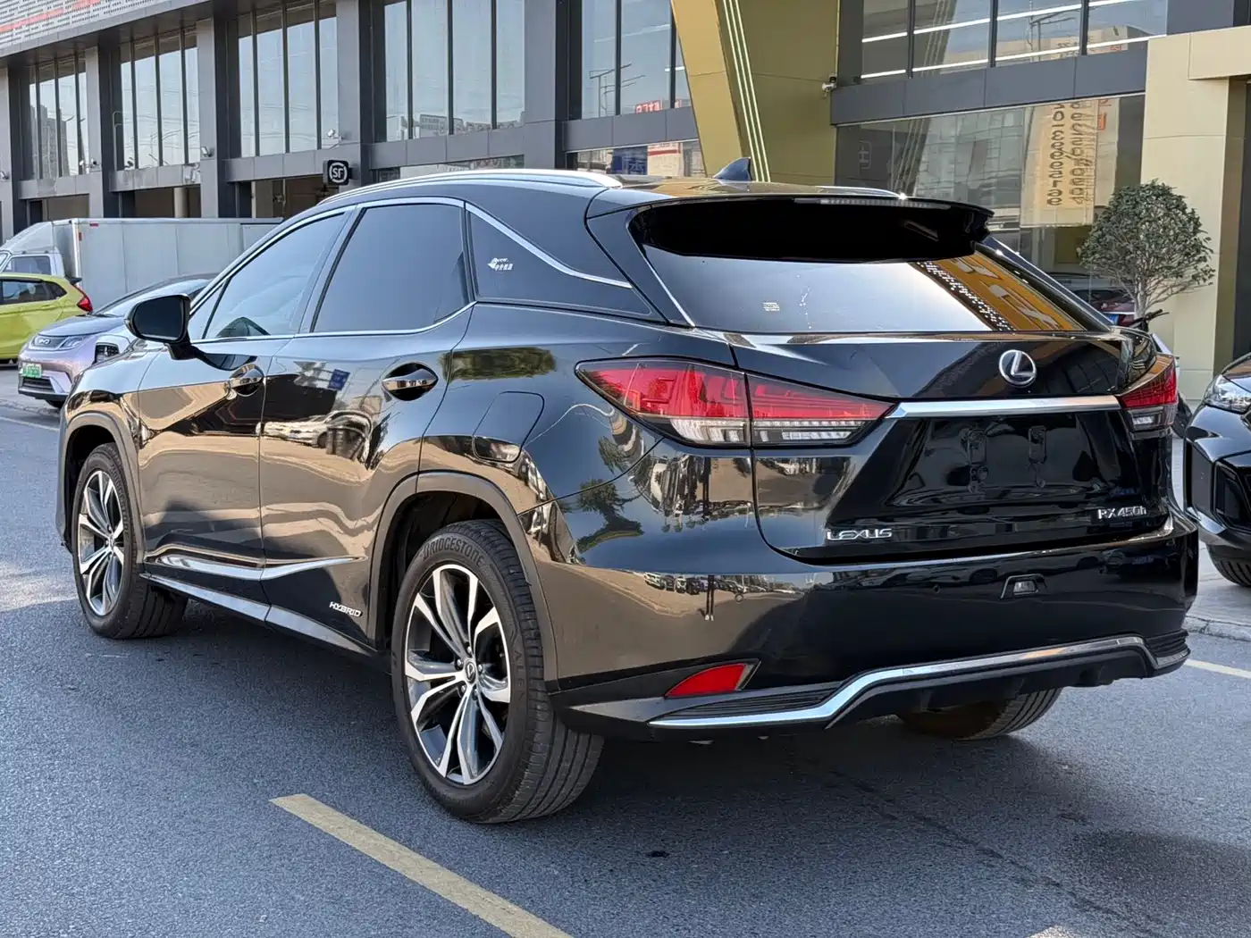 Lexus RX 2020 Facelift 450h AWD Elegance Edition фото 8