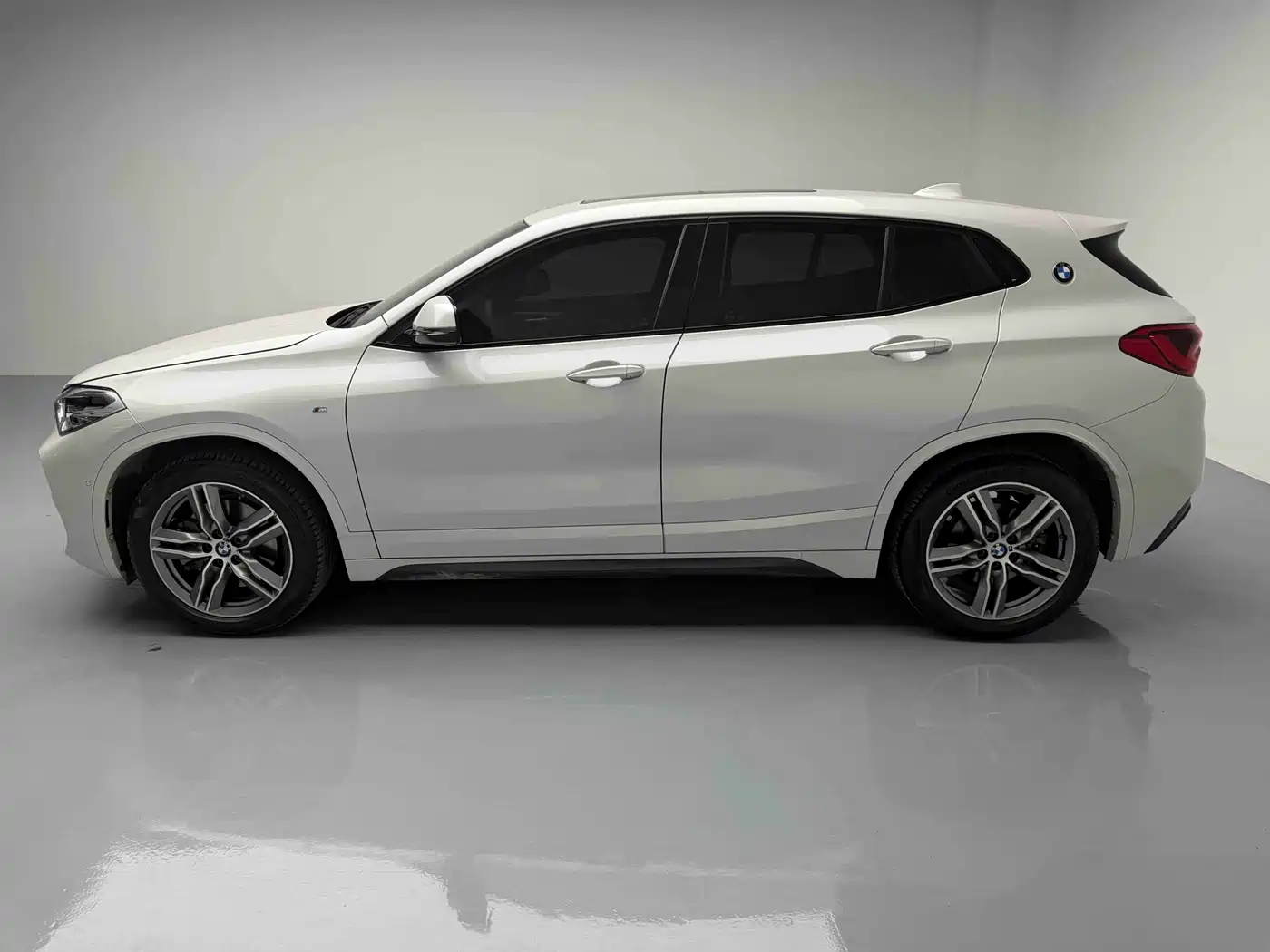 BMW X2 2020 sDrive25i Leading M Sport Package фото 6