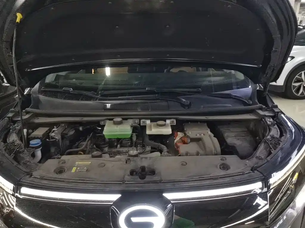 GAC Trumpchi Trumpchi E8 NEV 2024 150km Soaring Dragon Starlight+ фото 16
