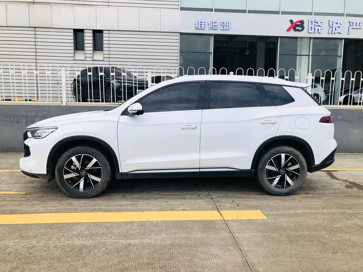 BYD Song Pro New Energy 2023 Champion Edition DM-i 71KM Pilot Model фото 8