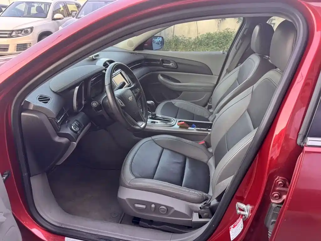 Фото 9 - Chevrolet Malibu