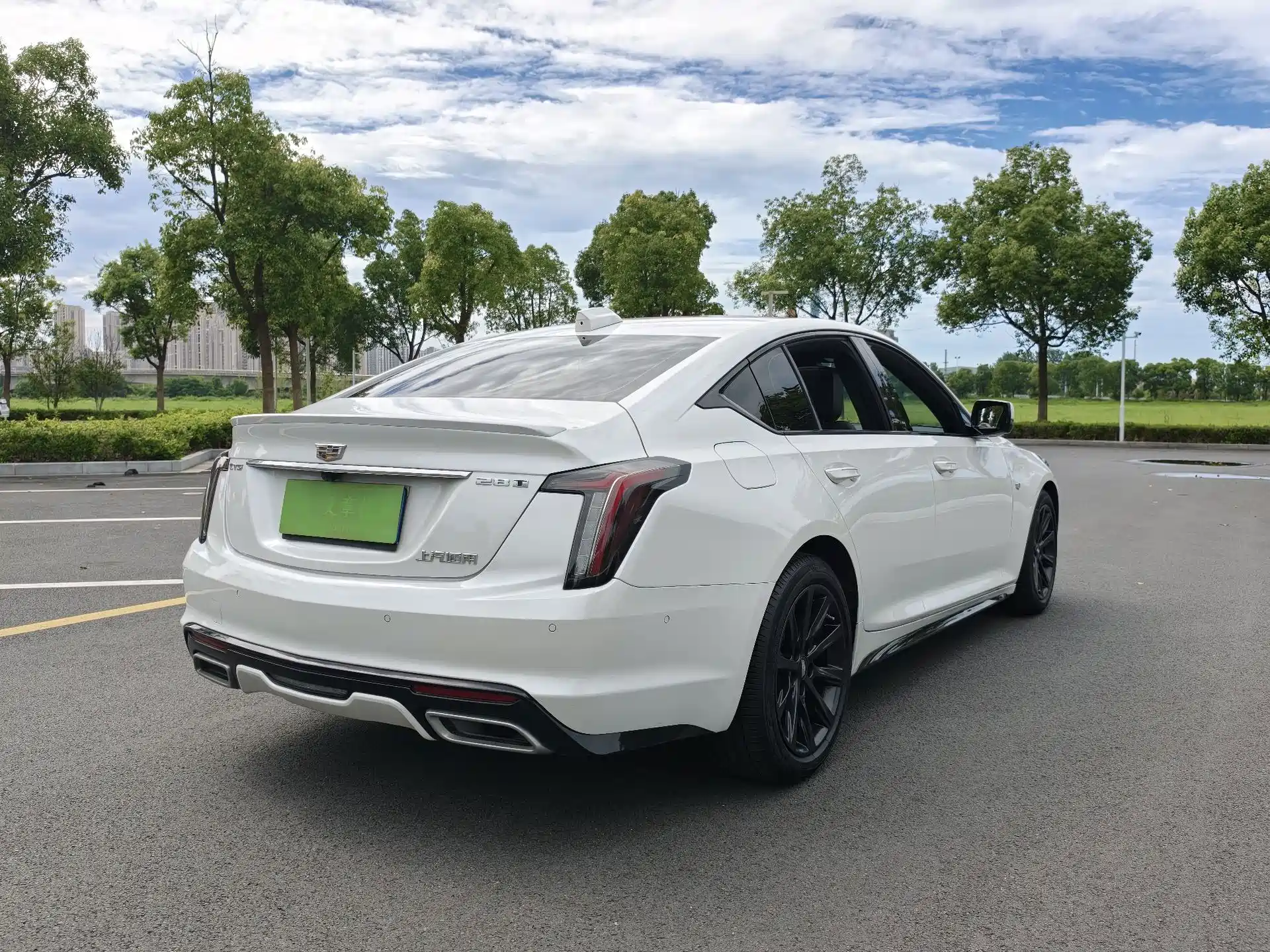 Фото 21 - Cadillac CT5