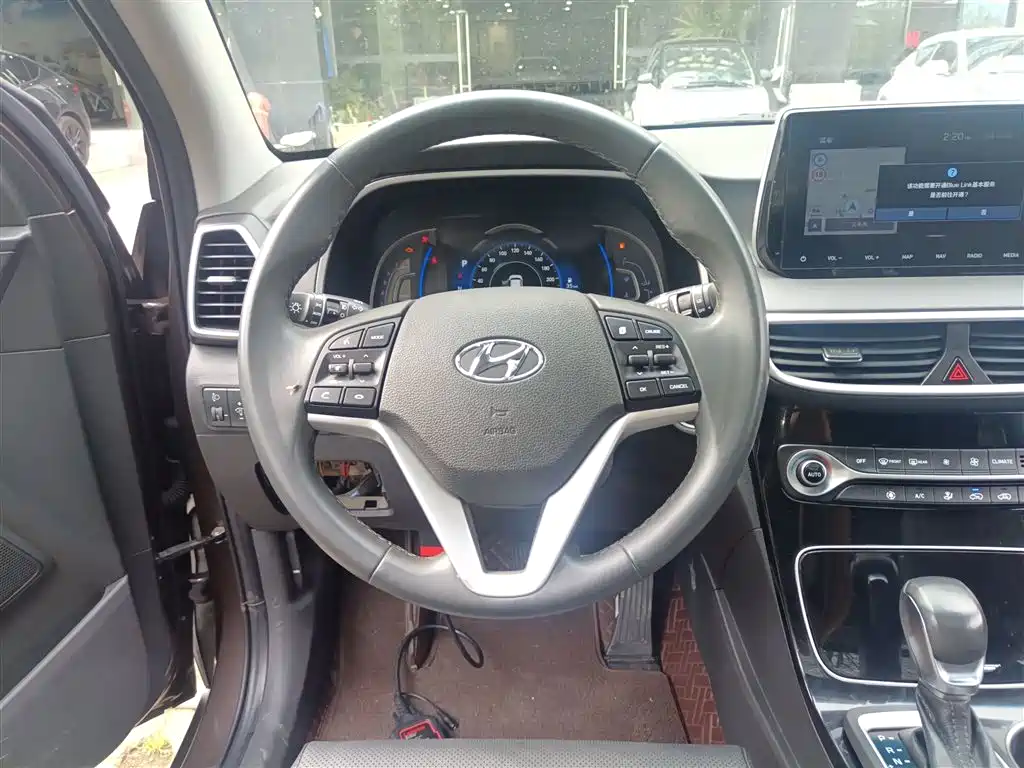 Hyundai Tucson 2019 280TGDi Dual Clutch 2WD Fashion Edition China V фото 7