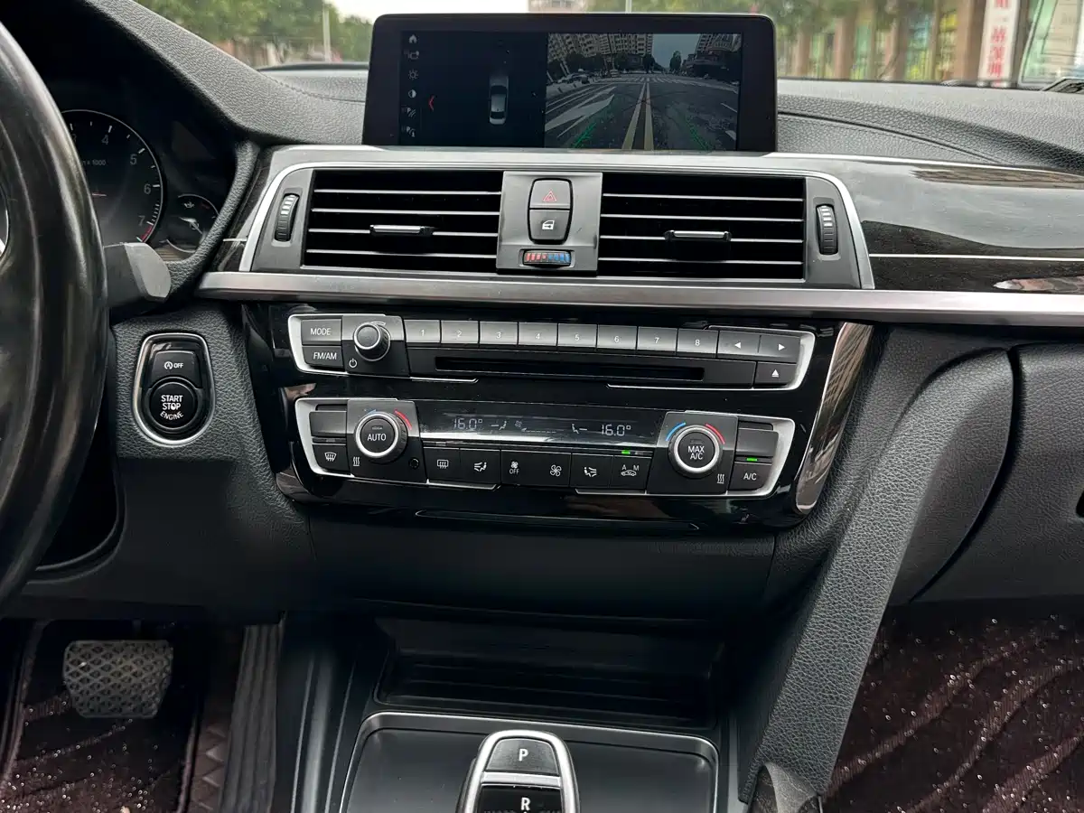BMW 3 Series 2018 320Li M Sport Black Night Edition фото 20