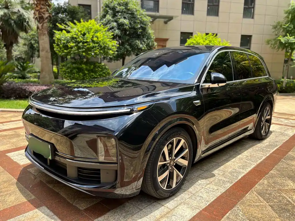 Li Auto L8 2023